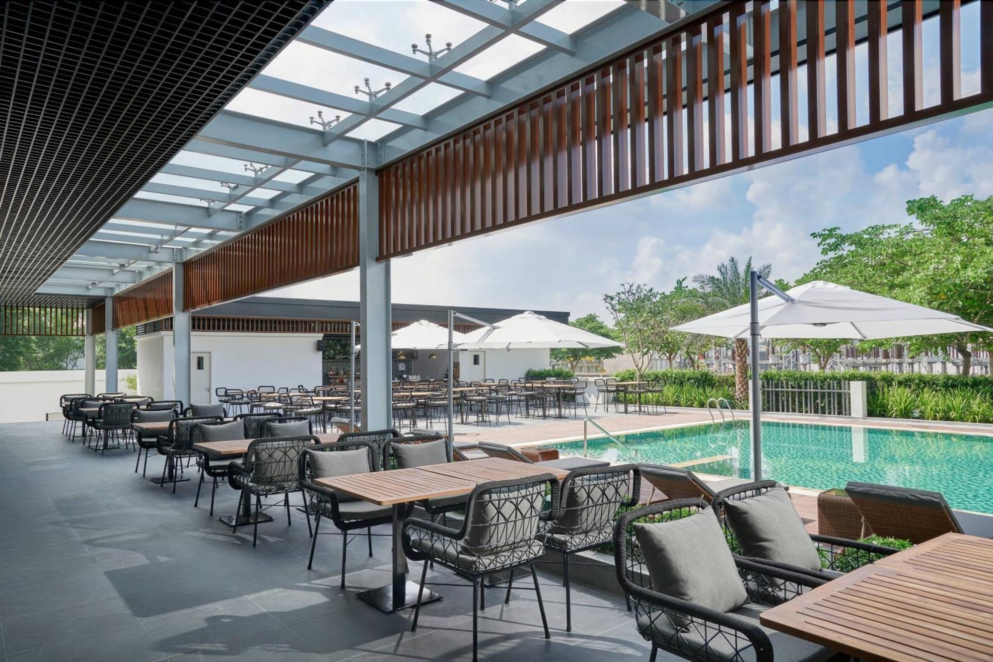 Hotel Fairfield By Marriott South Binh Duong Thuan An Esterno foto