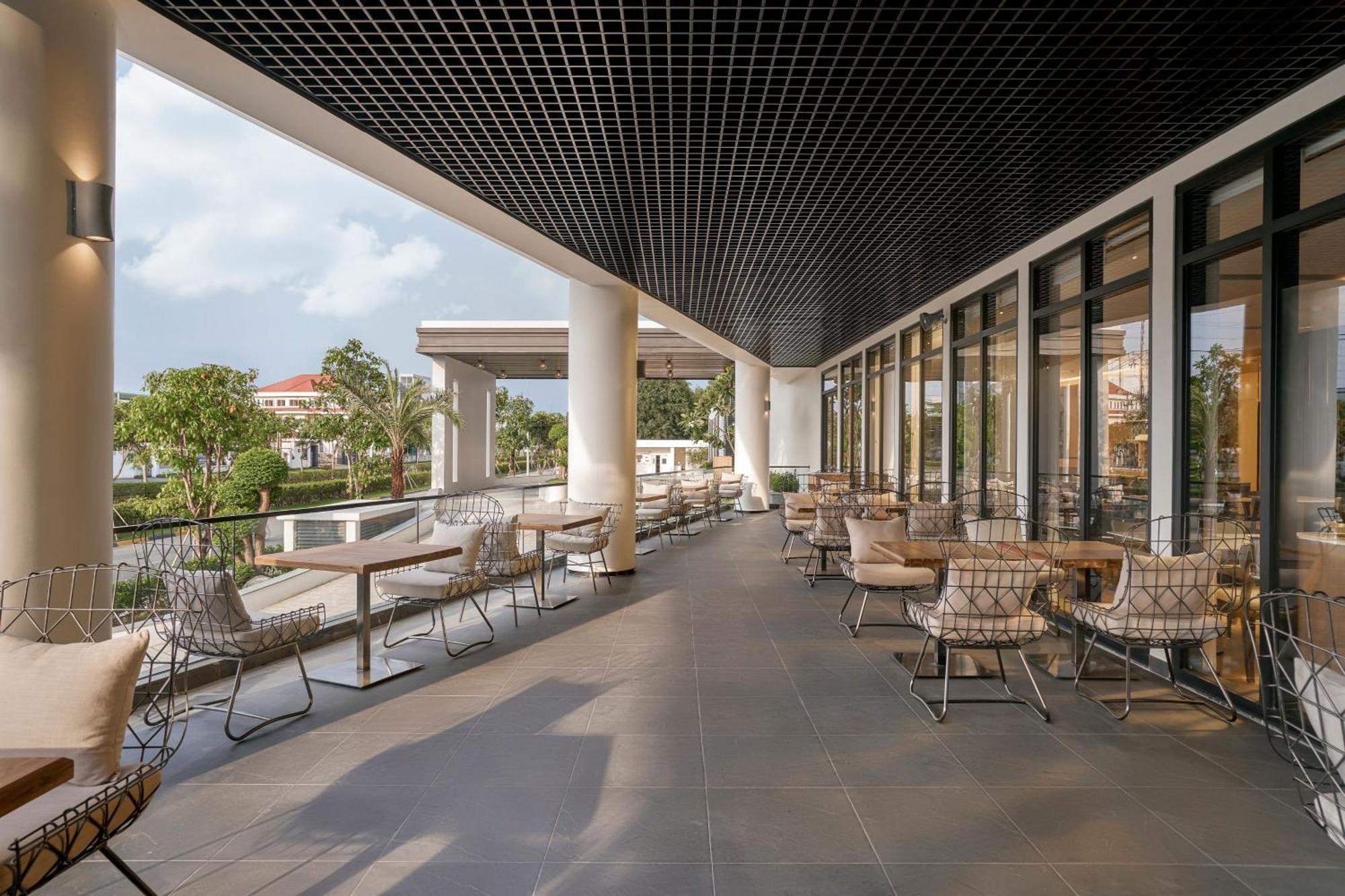 Hotel Fairfield By Marriott South Binh Duong Thuan An Esterno foto