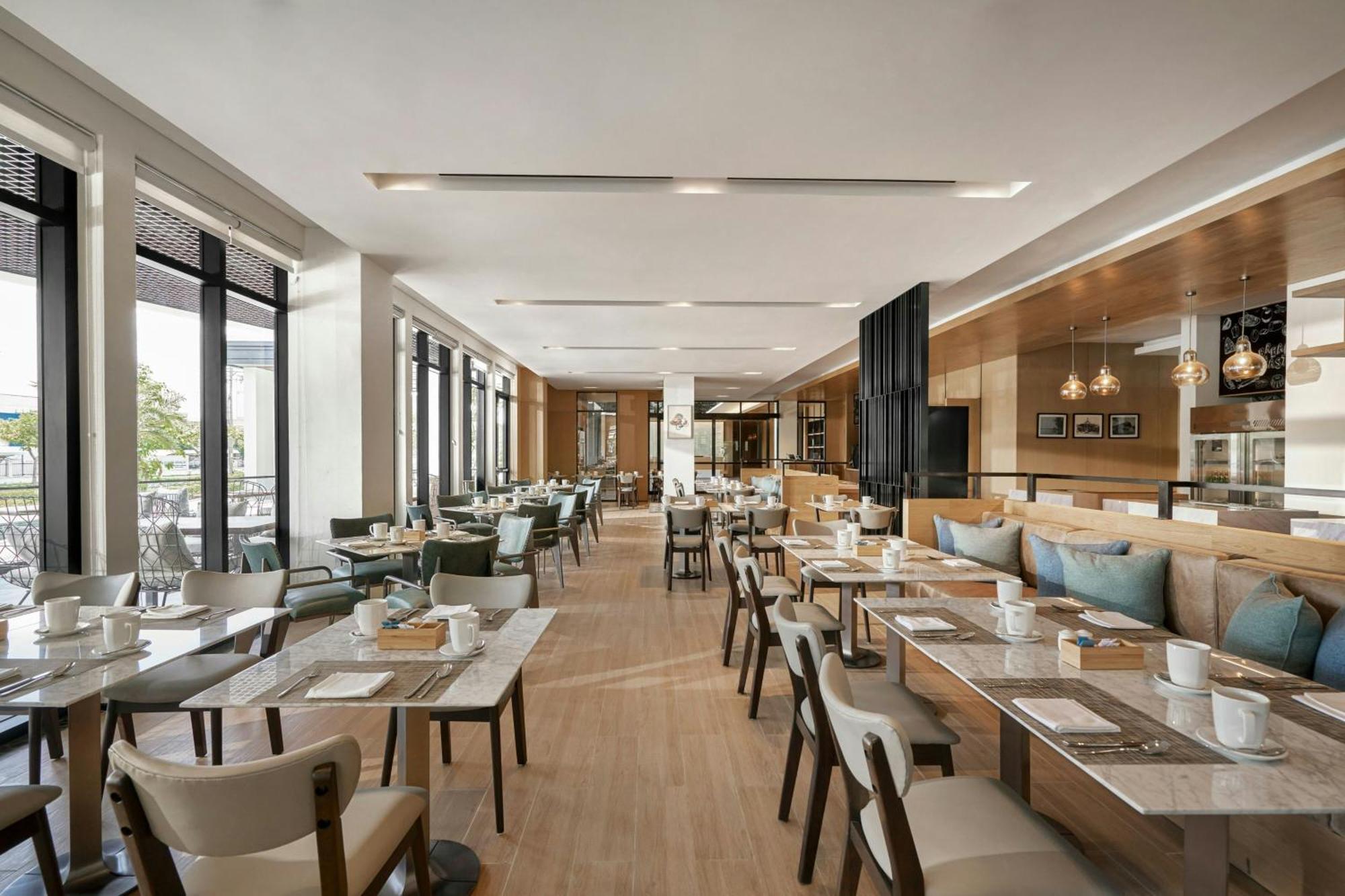 Hotel Fairfield By Marriott South Binh Duong Thuan An Esterno foto